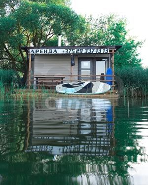 Плавучий домик