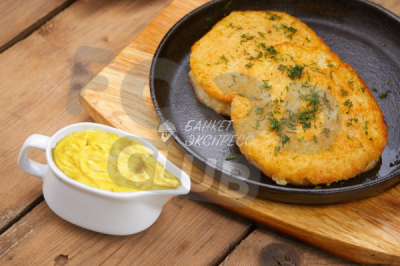 Драники с филе из птицы и соусом карри (30 шт.)