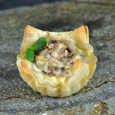 Киш с курицей и шампиньонами