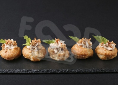 Профитроль с муссом из тунца 10 шт.