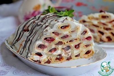 Блинный торт с вишней