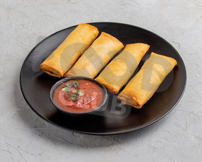 Спринг ролл с королевской креветкой, овощами и соусом сладкий чили 10 шт.