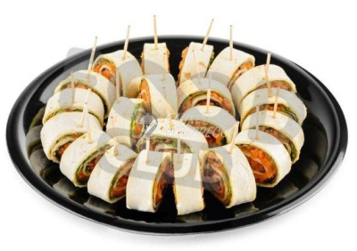 Рулетики из тортилий с овощами