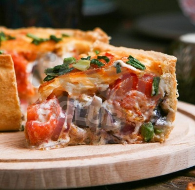 Киш "Курица-томат"